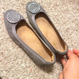 Clarks Women's Gray Artisan Flats